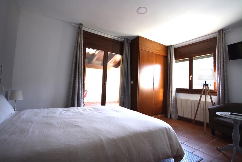 Apart-Hotel Selva Nevada La Virgen de la Vega Phòng bức ảnh