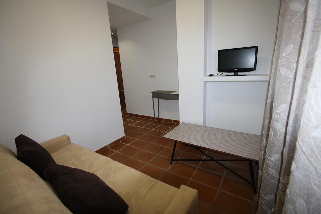 Apart-Hotel Selva Nevada La Virgen de la Vega Phòng bức ảnh