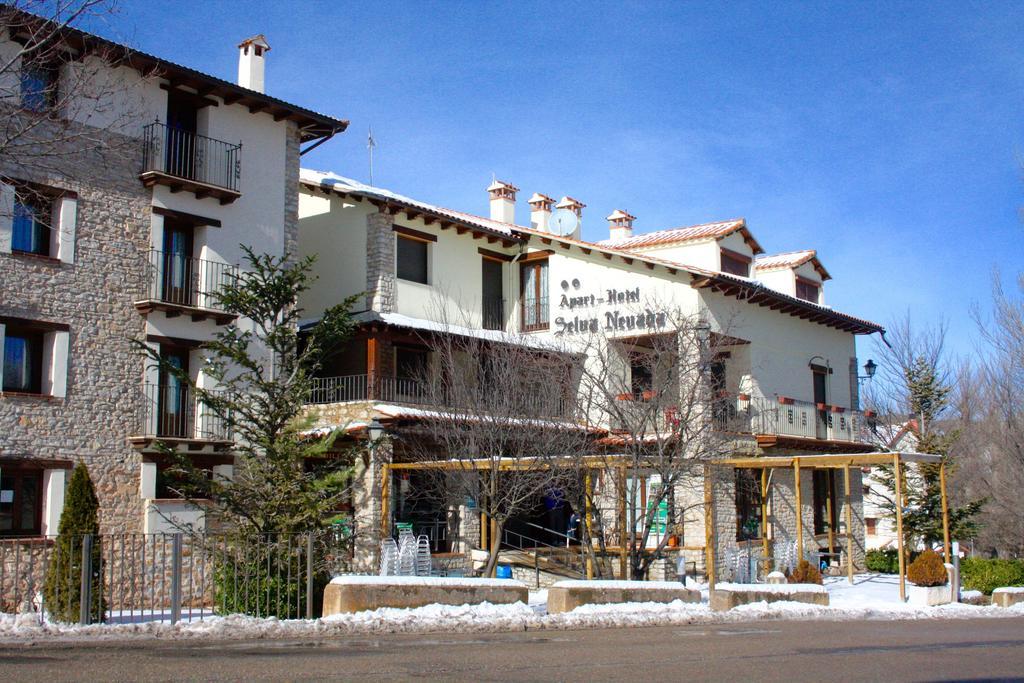 Apart-Hotel Selva Nevada La Virgen de la Vega Ngoại thất bức ảnh