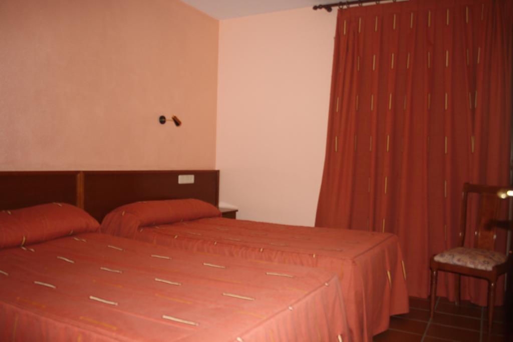 Apart-Hotel Selva Nevada La Virgen de la Vega Phòng bức ảnh